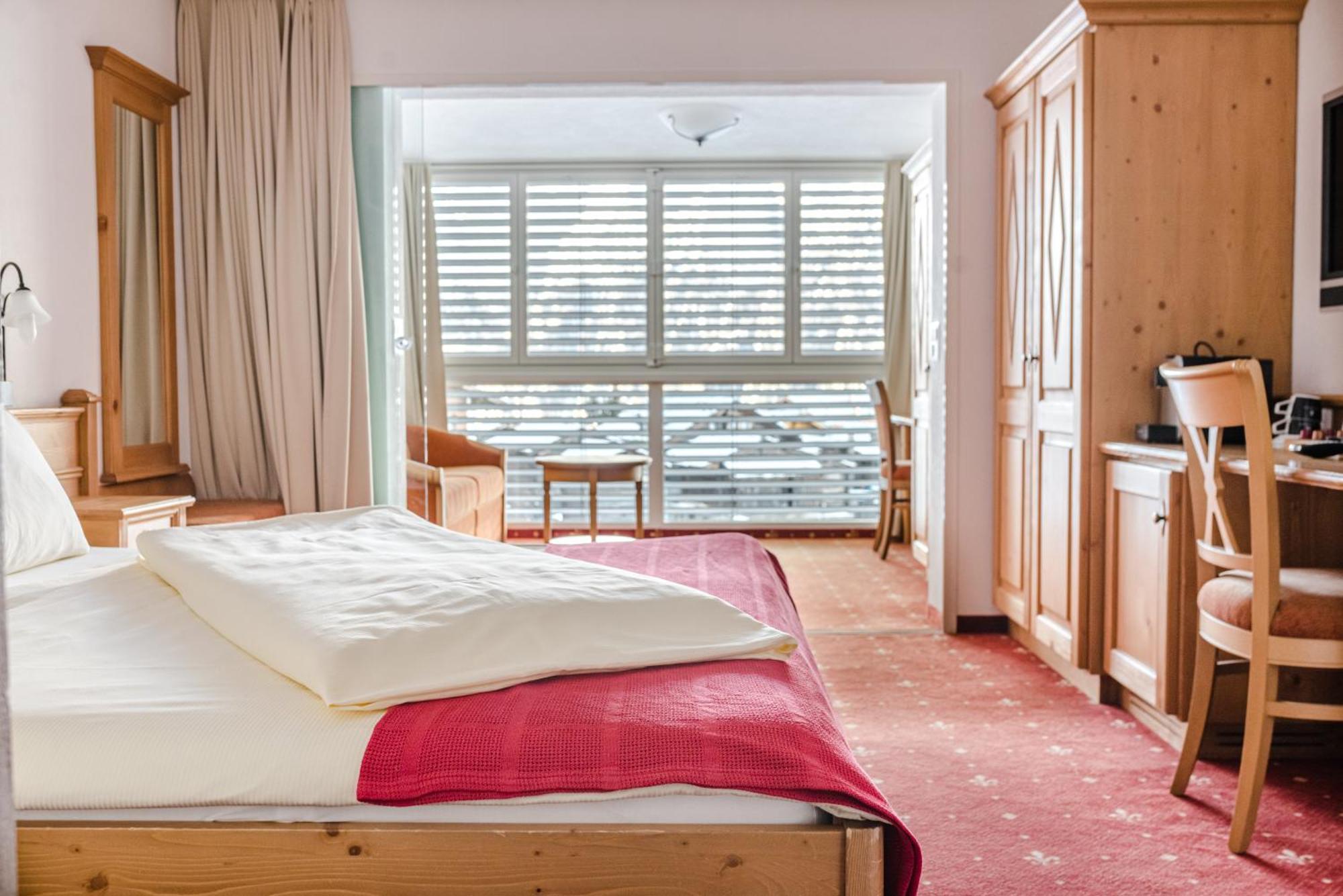 Family Hotel Desiree Грахен Экстерьер фото